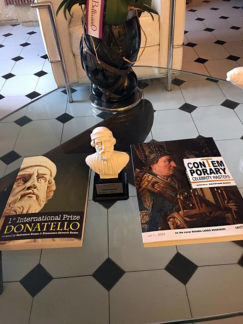 2023-January-Donatello-Prize-trophy-and-Books-Gournay